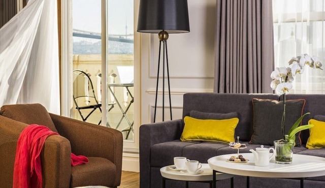 New Bosphorus Hotel in Istanbul