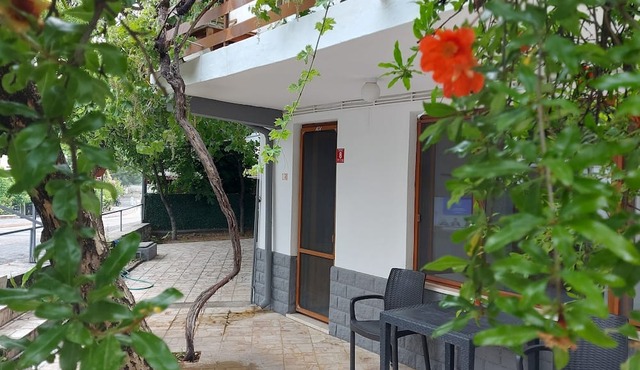 Thassos Apart Otel in Burhaniye