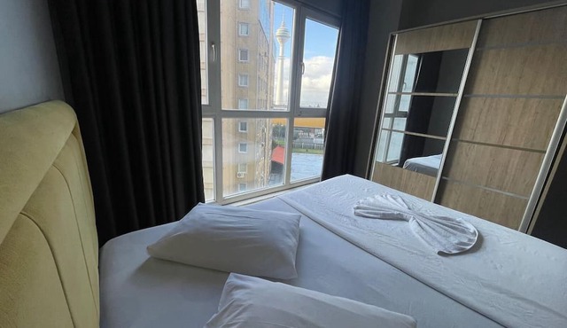 SER SUITE APART
