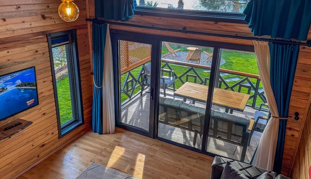 AYVALIK TRİNGO BUNGALOV