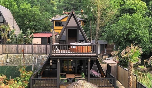 n2+1 Lake view - Private heated pool - Jacuzzi - 5 person bungalow in Sakarya