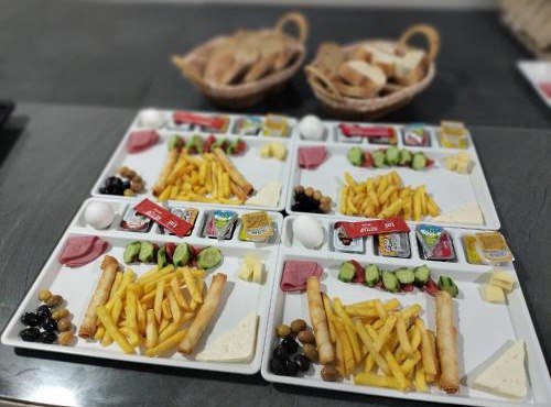 Elia Konaklama turizm in Kumbağ