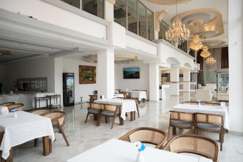 Mira Blue Hotel in Mezitli