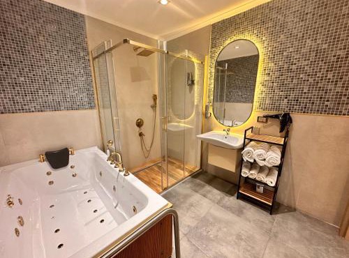 Taksim Bosphorus Hotel in Istanbul