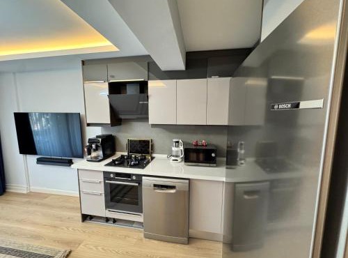 Stylish Lounge Apartment with Pool & Views in Fethiye