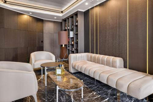 Arbor Hotel - Signature Collection