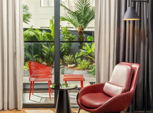 Radisson RED Izmir Point Bornova