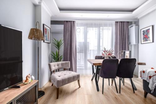 Stylish New Apartment with Fast WiFi in Istanbul