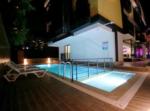 Retro Star Suites in Antalya