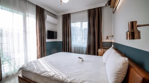 Urla 1867 Hotel