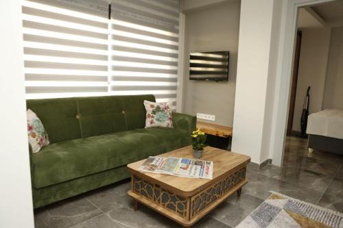 Comfortable and Modern Suite with Balcony in Narlidere, Izmir in İzmir